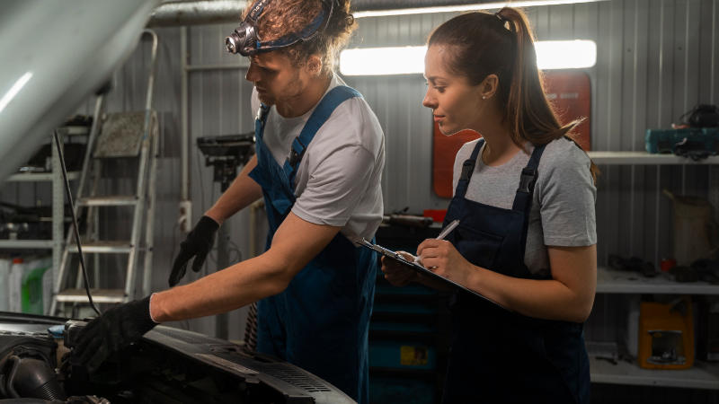 Inspektionen bei der CarService KFZ-Werkstatt